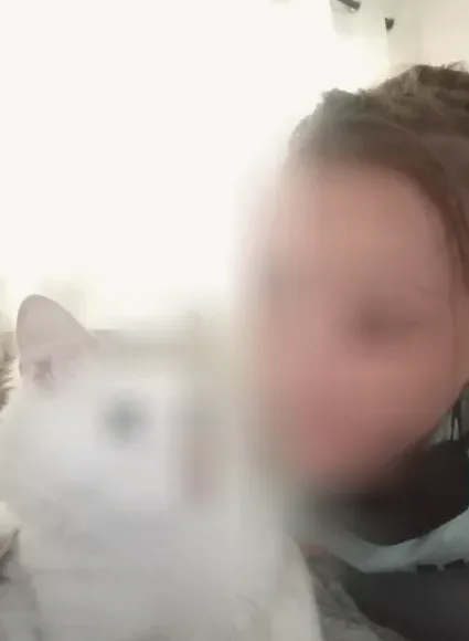 Anne, 38