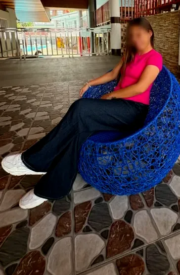 Denise, 36