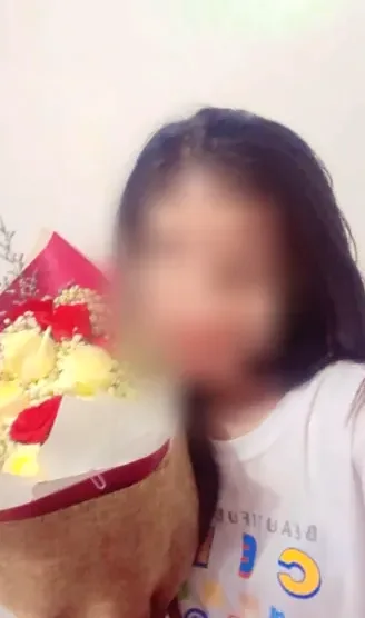 Iris, 23