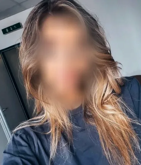Karin, 32