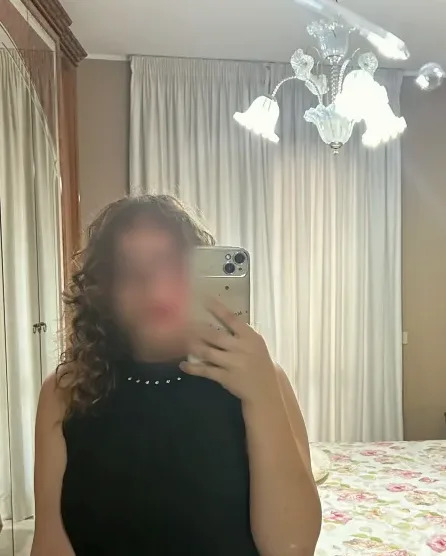 Leyla, 21