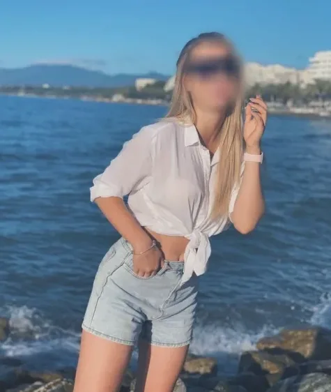 Leyla, 36