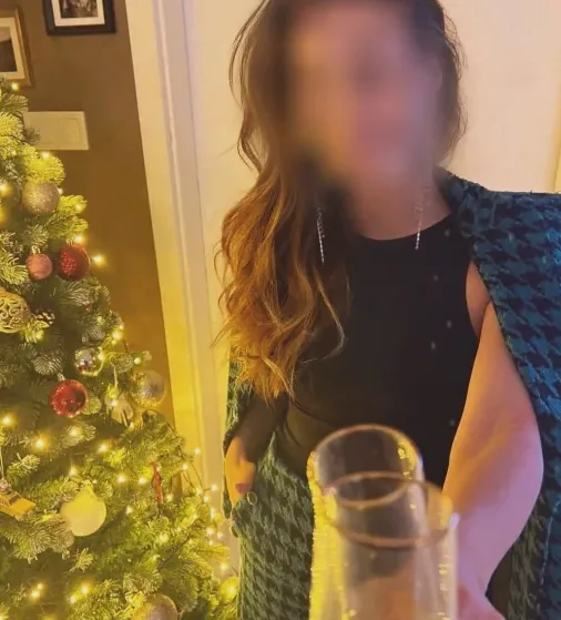 Nour, 35