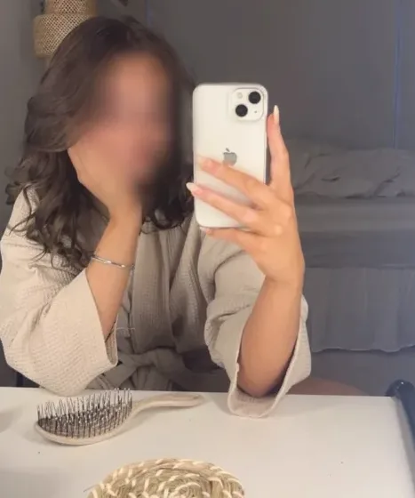 Sanne, 20