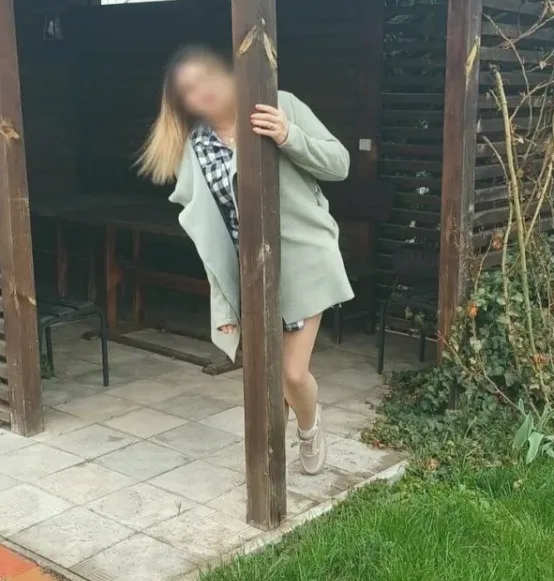 Sanne, 26
